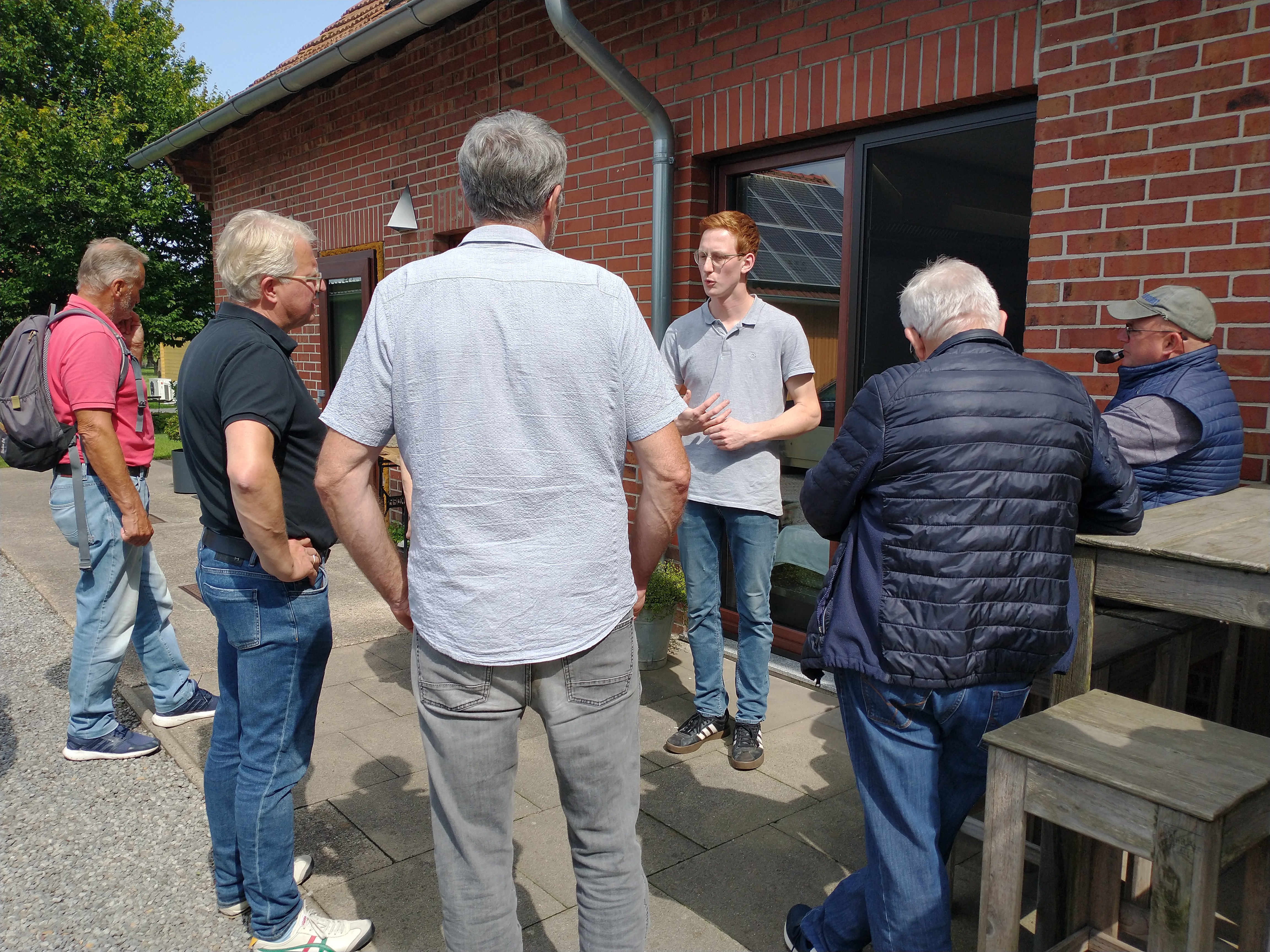 MdB Frank Schäffler im Gespräch mit dem Inhaber Hof Hormann