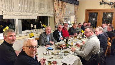 Gruppenbild FDP Petershagen und Frank Schäffler MdB