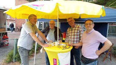 FDP Stadtverband Petershagen Stand auf der Lahder Maile 2025